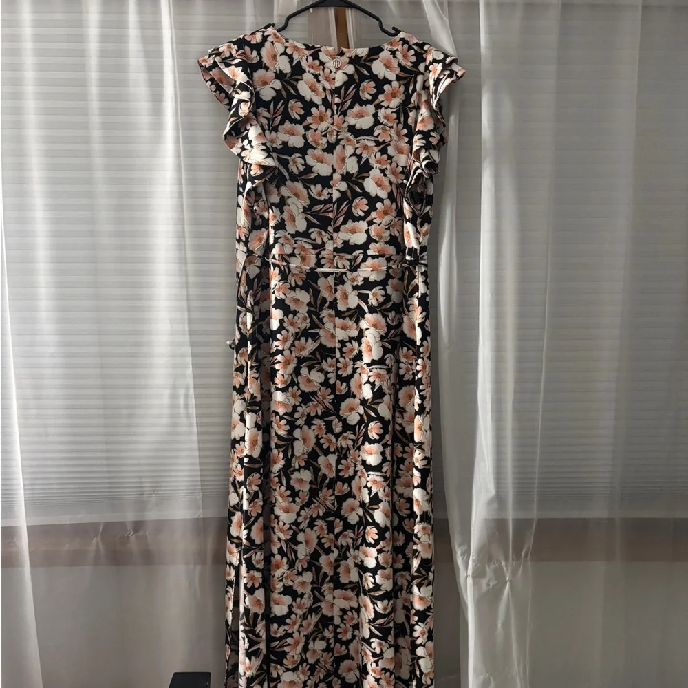 Tommy Hilfiger Black and Cream Flutter Sleeve Maxi Dress - Picture 2 of 3